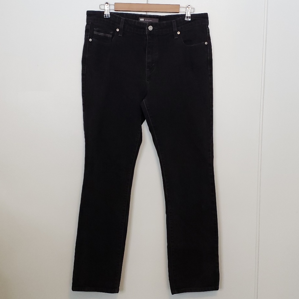 Levis Women's Mid Rise Skinny Black Jeans size 14